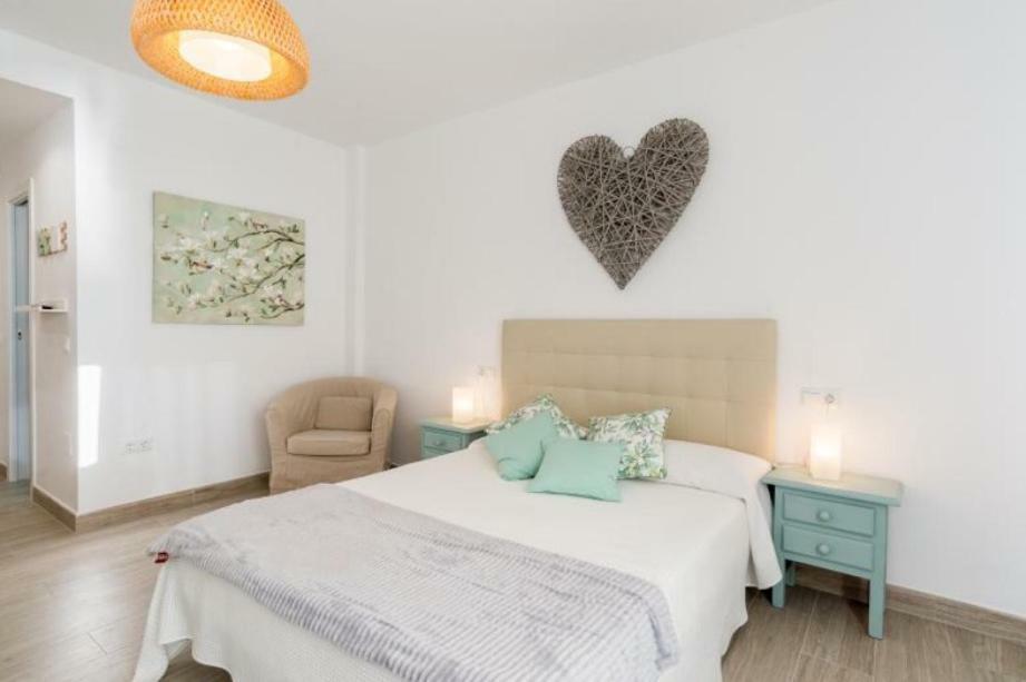 Estudio Nuevo Benalbeach Lejlighed