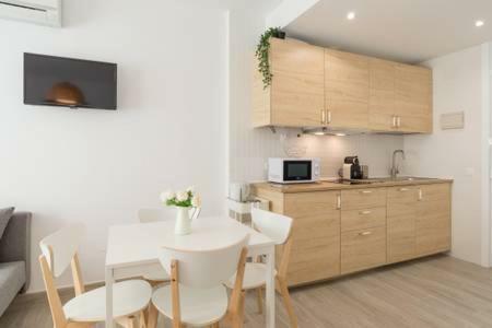 Estudio Nuevo Benalbeach * Benalmádena